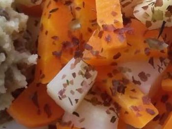 Knolselder-wortelen recept met zeewier & puree met linzen